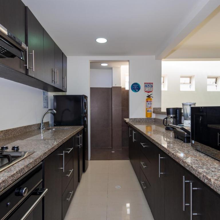 White Coral ApartaSuites - Presidential Suite-3 Bedrooms - 7