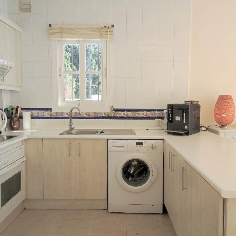 Amazing 2 bedroom 2 bathroom in Ladera de Mar, Nerja - Apartamento de 2 dormitorios - 18