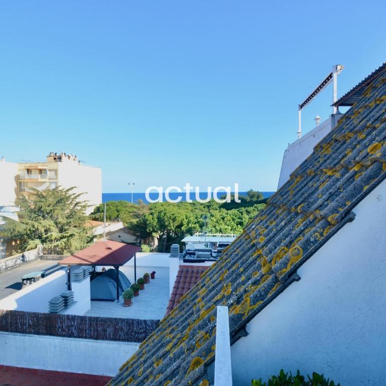 Atico C/ Iglesia - Apartamento de 2 dormitorios - 32