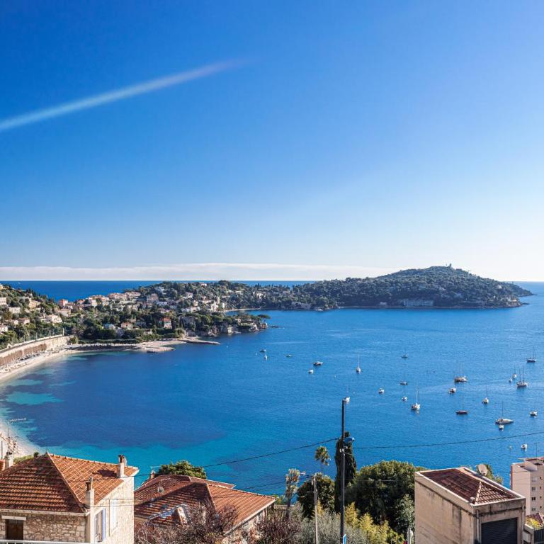 Villefranche Sur Mer:Appartement-villa, Vue mer, jardin, parking. - Appartement 2 Chambres - 28