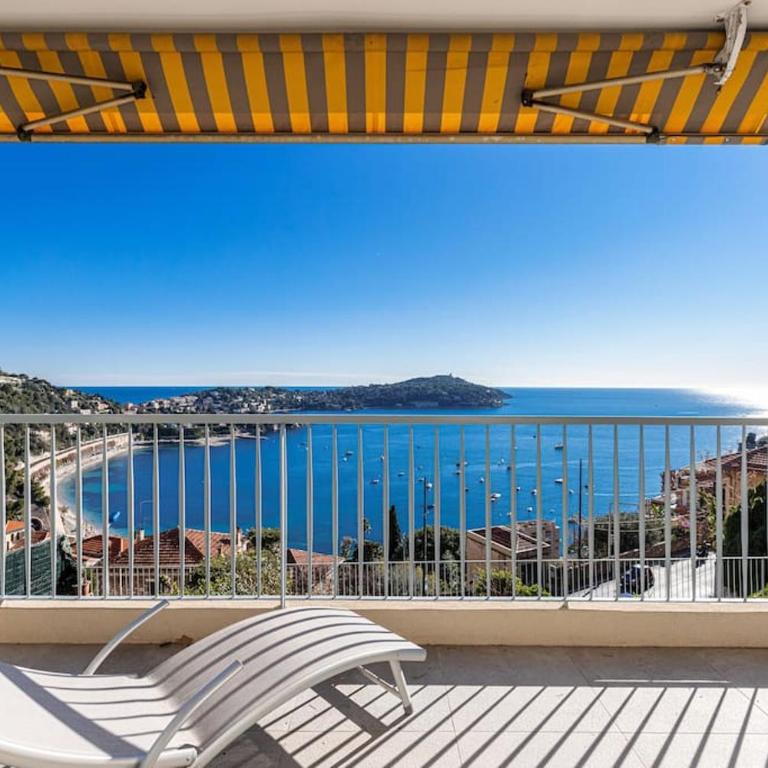 Villefranche Sur Mer:Appartement-villa, Vue mer, jardin, parking. - Appartement 2 Chambres - 4