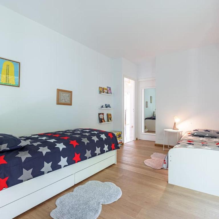 Villefranche Sur Mer:Appartement-villa, Vue mer, jardin, parking. - Appartement 2 Chambres - 16