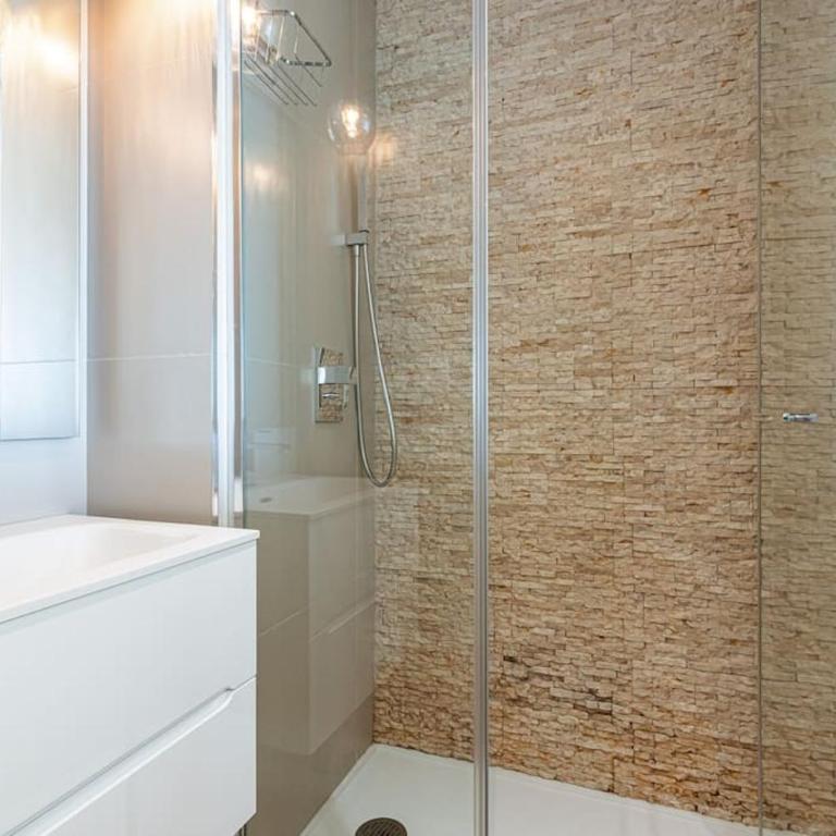 Villefranche Sur Mer:Appartement-villa, Vue mer, jardin, parking. - Appartement 2 Chambres - 13
