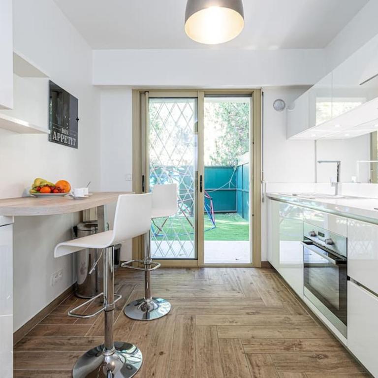 Villefranche Sur Mer:Appartement-villa, Vue mer, jardin, parking. - Appartement 2 Chambres - 11
