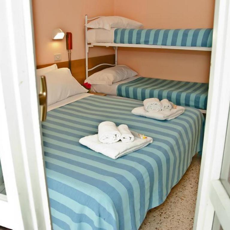 Hotel Staccoli - Camera Quadrupla - 7