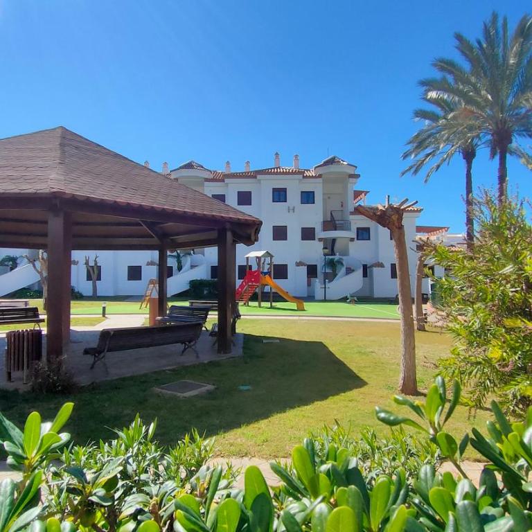 Coto de Sancti Petri - Apartamento de 2 dormitorios - Planta baja - 30