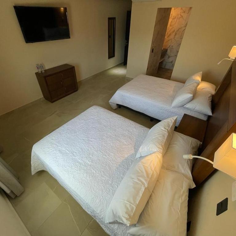 Hotel Balcón del Cielo - Superior Double Room with Two Double Beds - 3