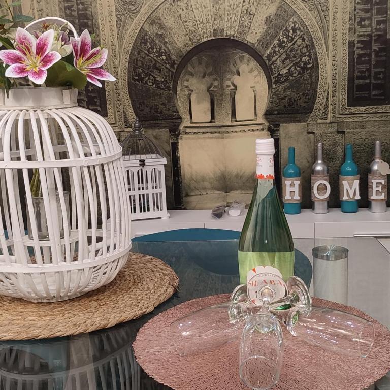 "Sueños de Azahar" Palacio Viana con cochera para vehículos medianos y wifi - Apartamento de 1 dormitorio - 1