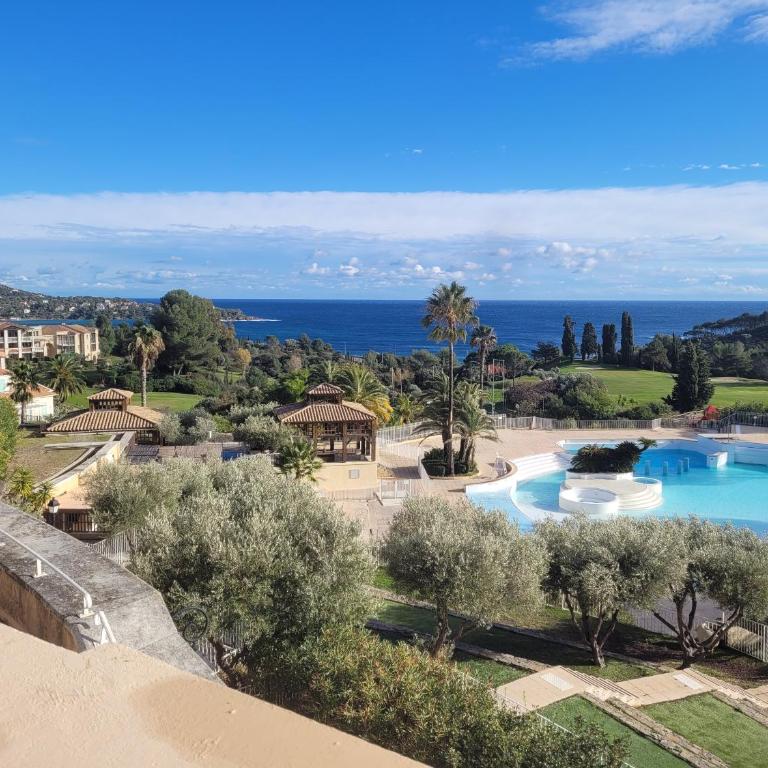 Superbe studio 4/5 pers dans résidence cap esterel - Appartement 1 Chambre - 13