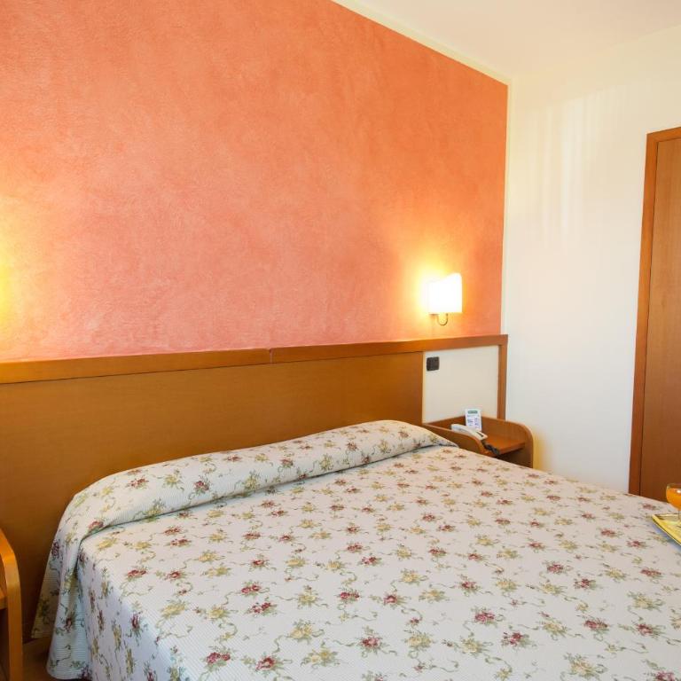 Sangallo Park Hotel - Camera Matrimoniale Comfort - 3