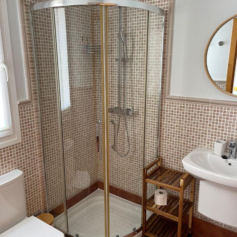 VILLA MARIE Agradable y tranquila MAISON con piscina - Villa - 11