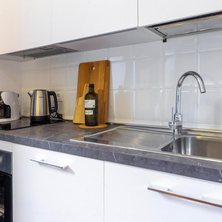Amazing studio in the city center + WiFi - Appartamento con 1 Camera da Letto - 17