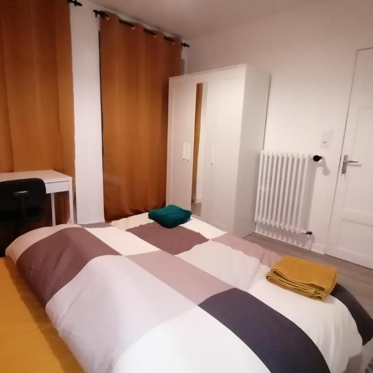 Hadriel Host - Appartamento con 3 Camere da Letto - 11