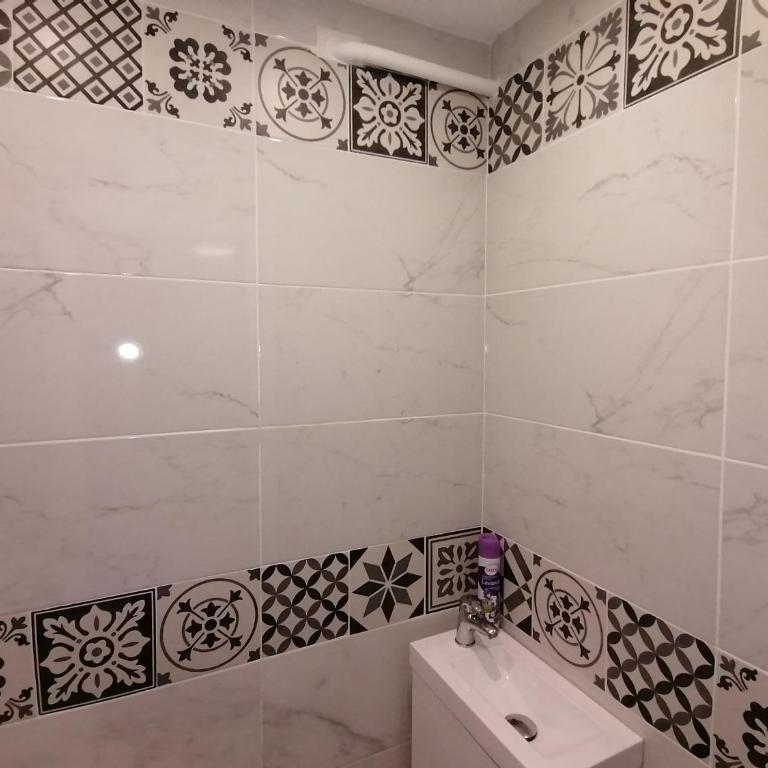 Hadriel Host - Appartamento con 3 Camere da Letto - 41