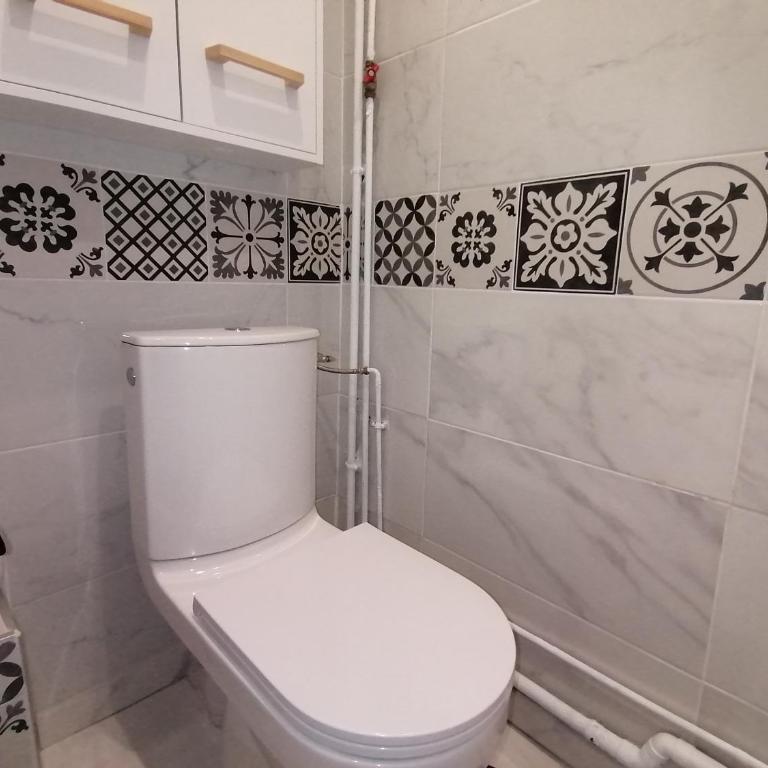 Hadriel Host - Appartamento con 3 Camere da Letto - 40