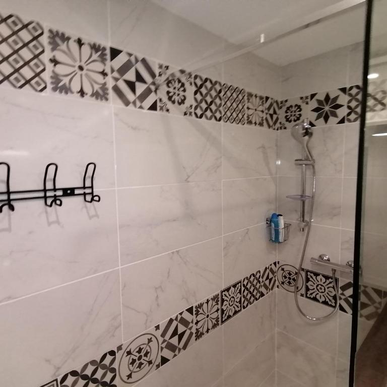 Hadriel Host - Appartamento con 3 Camere da Letto - 38