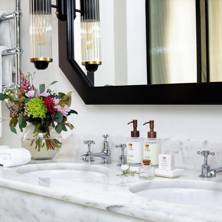 BLESS Hotel Madrid - The Leading Hotels of the World - Suite con terraza Vista Velázquez - 10