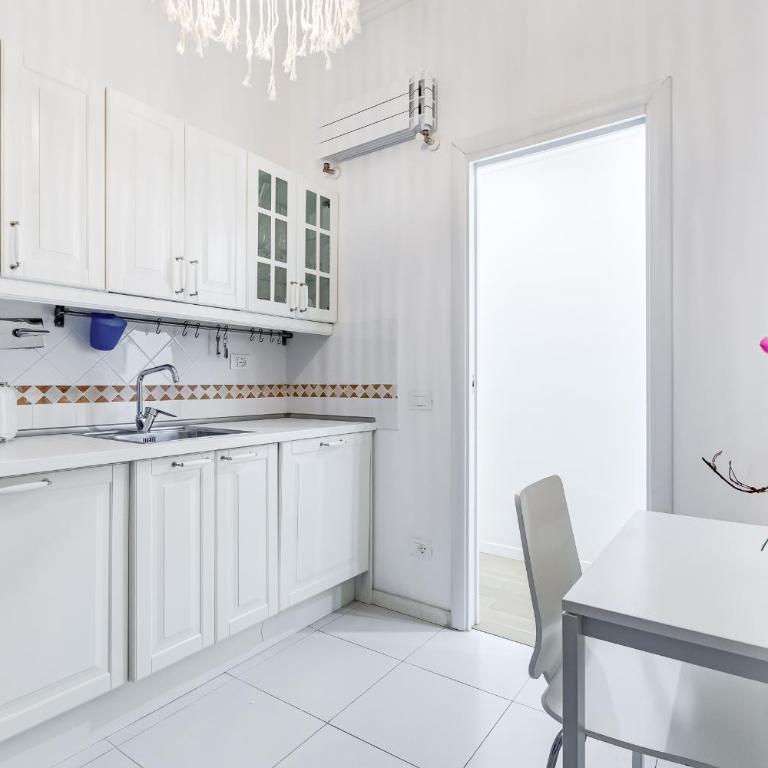 Trevi Fountain Modern Apartment - Appartamento con 2 Camere da Letto - 70