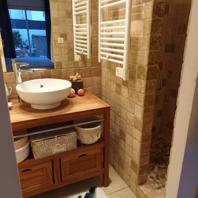 Jolie suite Lalou Côte d'Azur - Double Room with Private External Bathroom - 6