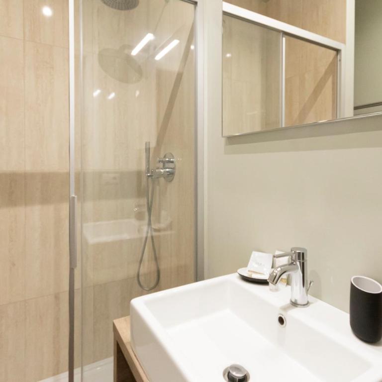 Via Torino Apartment 1 - Appartamento con 2 Camere da Letto - 20
