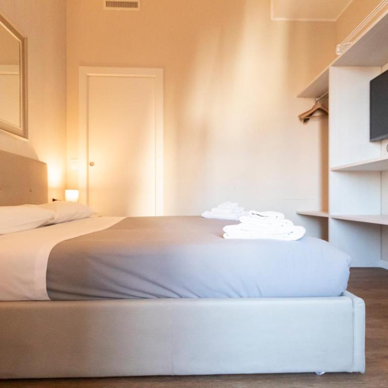 Via Torino Apartment 1 - Appartamento con 2 Camere da Letto - 25