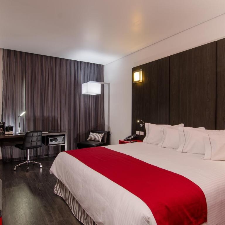 Ramada Encore by Wyndham Guadalajara Sur - King Room - Non-Smoking - 1