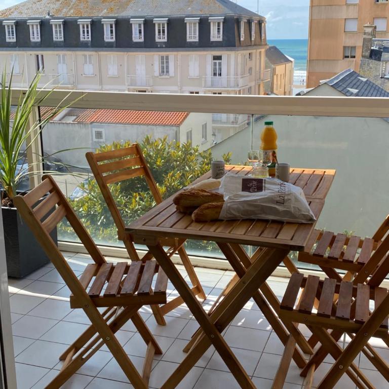 Le Kifanlo - Appartement avec une grande terrasse vue mer et plage à 100 m - Appartement 1 Chambre - 4