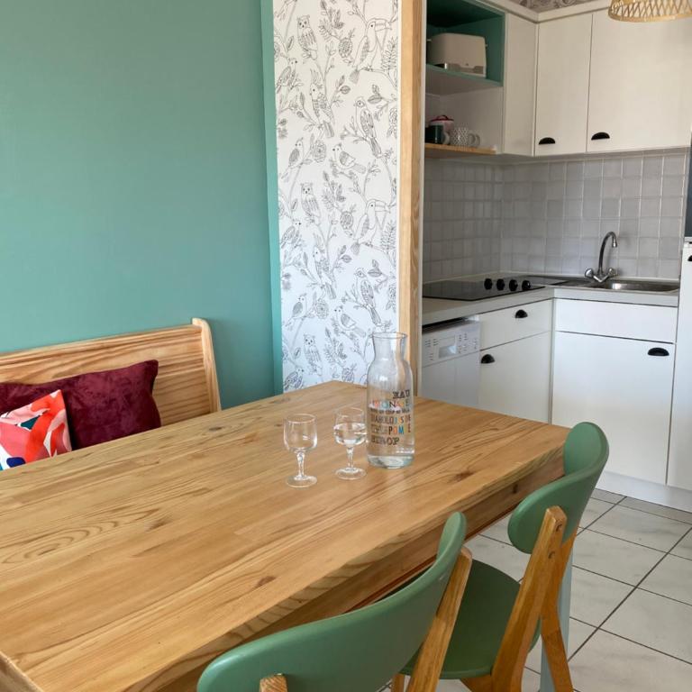 Le Kifanlo - Appartement avec une grande terrasse vue mer et plage à 100 m - Appartement 1 Chambre - 10