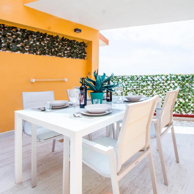 PRIMERISIMA LINEA DE PLAYA - CULLERA BAHIA DE LOS NARANJOS I - One-Bedroom Apartment - 1