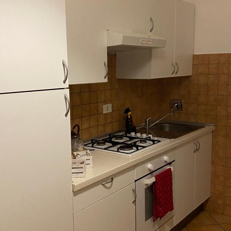 RomAmoR - Two-Bedroom Apartment - 8