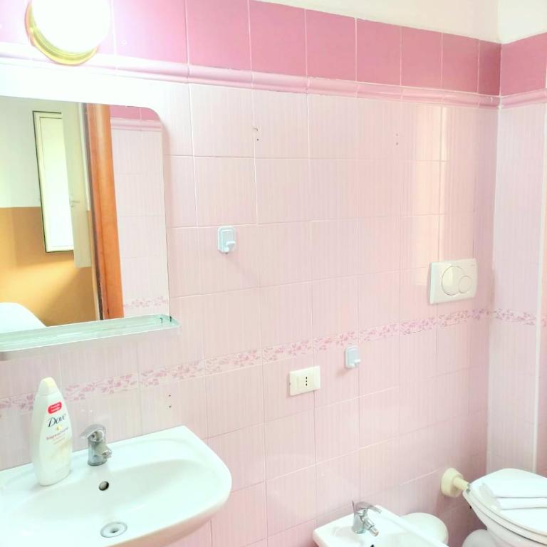 Booking Now Rome-Address Via Palestro,56- Breakfast included - Dreibettzimmer - 7