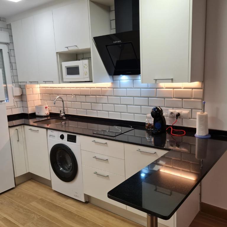 Hany apartment Ducado 2-I - Studio Apartment with Sea View - 13