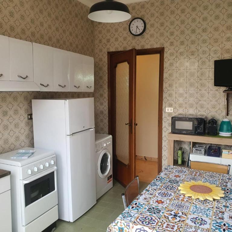La casa dei nonni - Ampio trilocale zona Lingotto - Appartamento con 1 Camera da Letto - 3