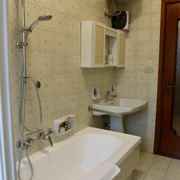 La casa dei nonni - Ampio trilocale zona Lingotto - Appartamento con 1 Camera da Letto - 23