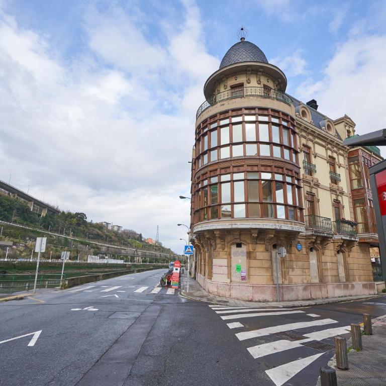 Apartamento BIO Exclusivo con mirador en Bilbao y aparcamiento público gratuito - Two-Bedroom Apartment - 62