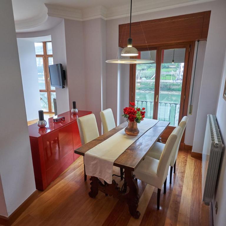 Apartamento BIO Exclusivo con mirador en Bilbao y aparcamiento público gratuito - Two-Bedroom Apartment - 64