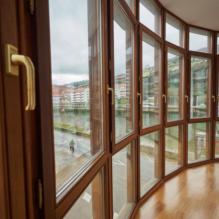 Apartamento BIO Exclusivo con mirador en Bilbao y aparcamiento público gratuito - Two-Bedroom Apartment - 67