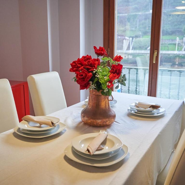 Apartamento BIO Exclusivo con mirador en Bilbao y aparcamiento público gratuito - Two-Bedroom Apartment - 4