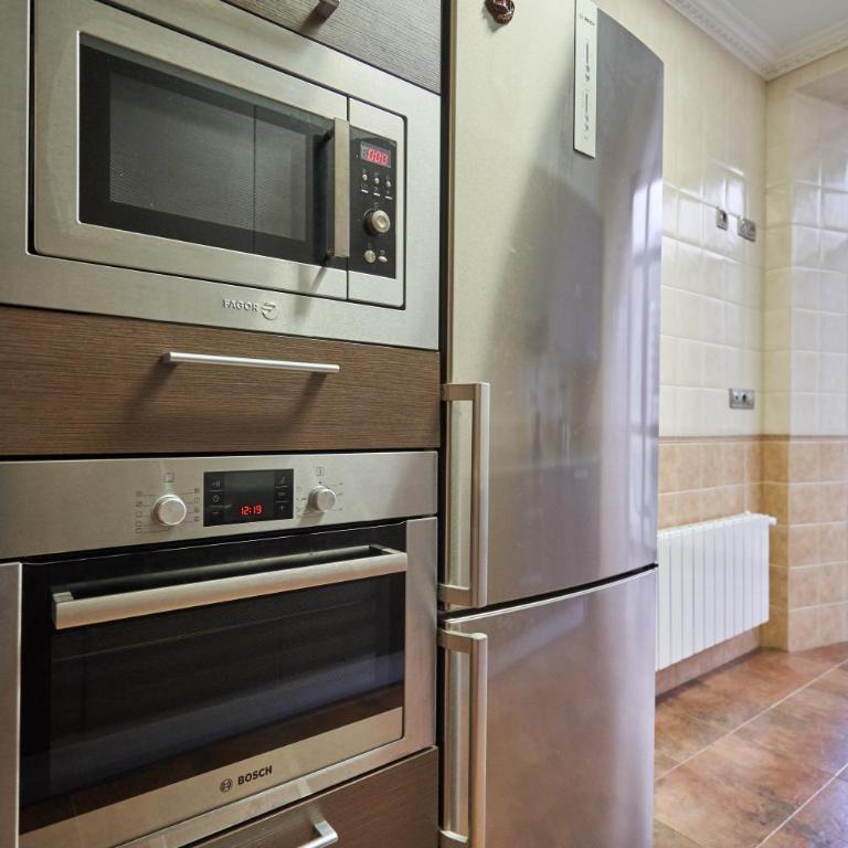 Apartamento BIO Exclusivo con mirador en Bilbao y aparcamiento público gratuito - Two-Bedroom Apartment - 73