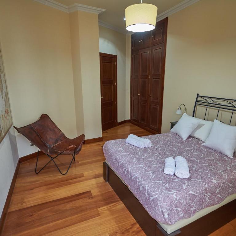 Apartamento BIO Exclusivo con mirador en Bilbao y aparcamiento público gratuito - Two-Bedroom Apartment - 77