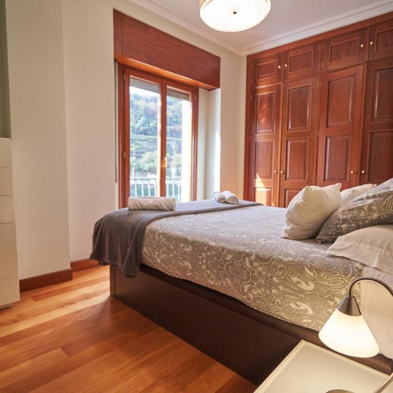 Apartamento BIO Exclusivo con mirador en Bilbao y aparcamiento público gratuito - Two-Bedroom Apartment - 13