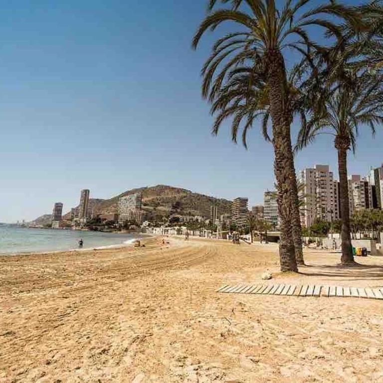 Casita con encanto a 200m de la playa - Two-Bedroom House - 37