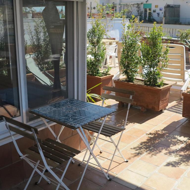 Bonbonniere in Chiaia district - One-Bedroom Apartment - 9