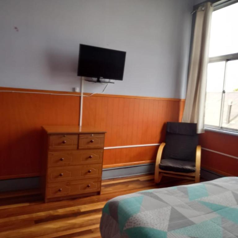 Hostal Capricho de Carlitos - Double Room with Private External Bathroom - 10