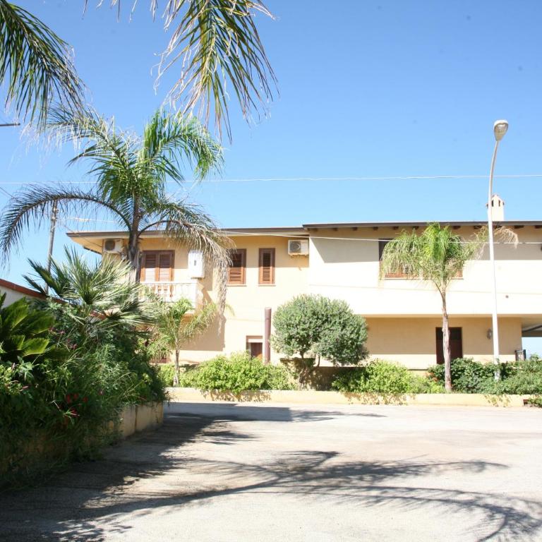Residence Marino - Appartamento Grande con 2 Camere da Letto - 2