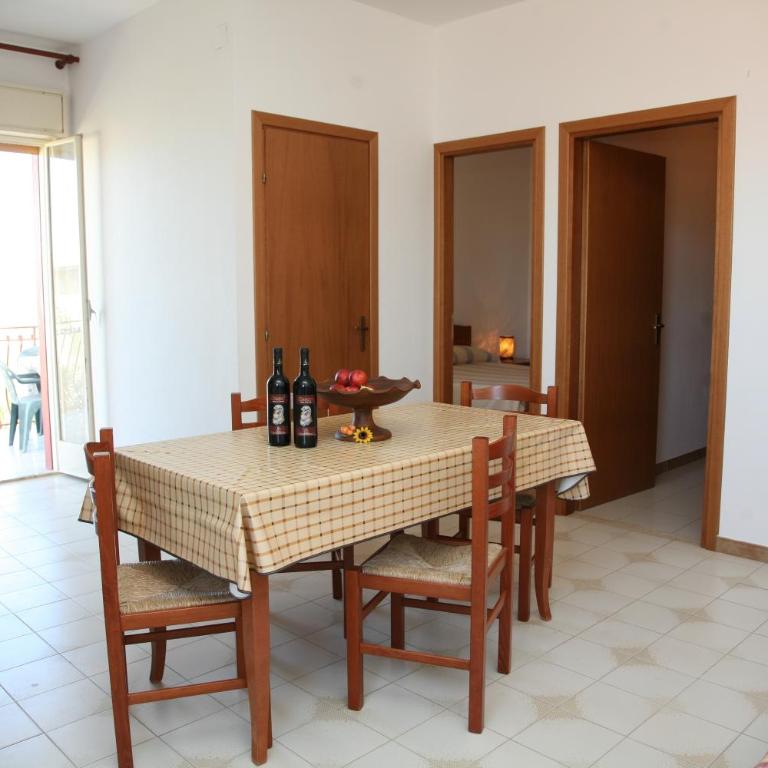 Residence Marino - Appartamento con 2 Camere da Letto - 6