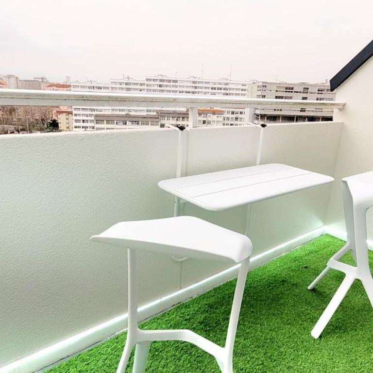 TheLBhome-Moderno duplex con terrazas wifi-Netflix - Apartamento de 2 dormitorios - 4