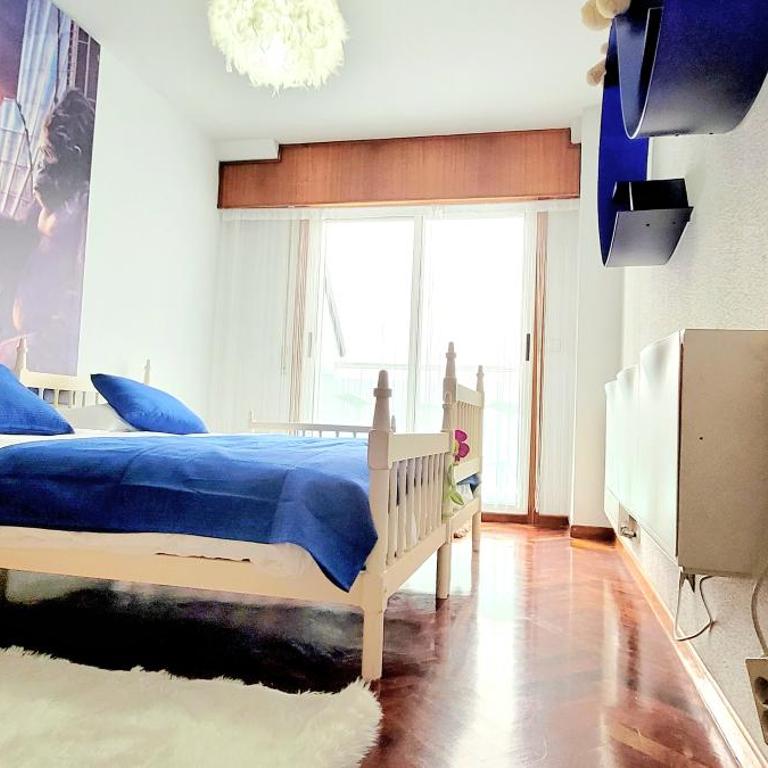 TheLBhome-Moderno duplex con terrazas wifi-Netflix - Apartamento de 2 dormitorios - 32