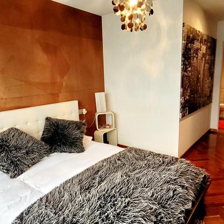 TheLBhome-Moderno duplex con terrazas wifi-Netflix - Apartamento de 2 dormitorios - 35