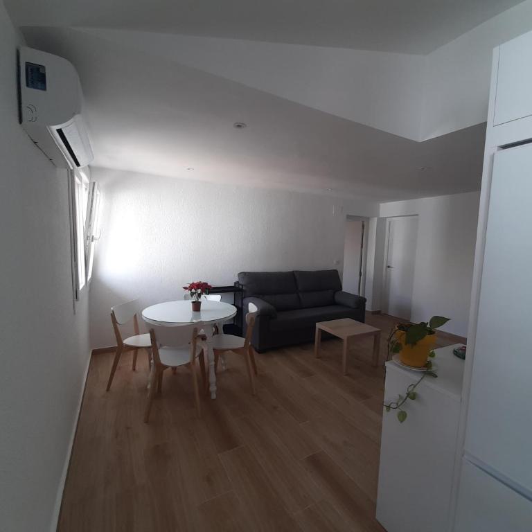 PLAZA ANDALUCIA APARTMENT -A 10min caminando del Puente Romano - Apartment mit 3 Schlafzimmern - 87